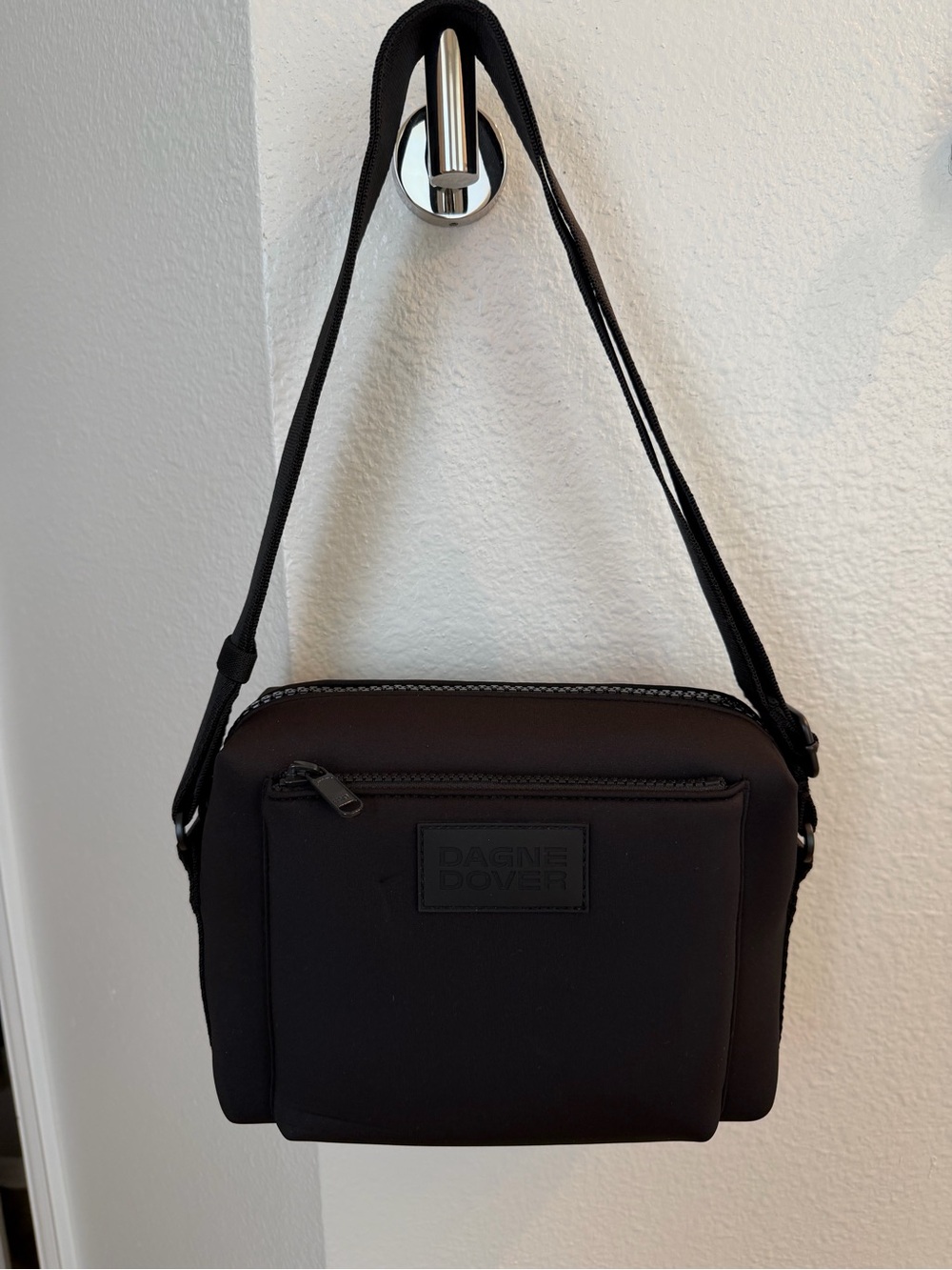 Dagne Dover Black Crossbody Bag - Great for travel!
